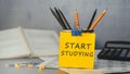 Start Studying - concept of text on sticky note Royalty Free Stock Photo