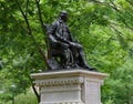 statue of founding father Benjamin Franklin