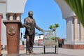 Statue representing the Mexican Alfonso GarcÃÂ­a Robles, Nobel Peace Prize winner in 1982, work located on the city's malecon