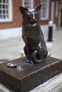 Statue of Samuel Johnson's Cat 'Hodge'