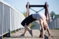 Street yoga: Bridge pose