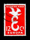 Stylized pigeon over E, Europa (C.E.P.T.), Letter E serie, cir