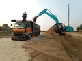 Super Big Truck vs Excavator