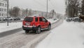 SUV auf schneeglatter