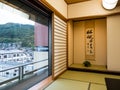 Traditional Japanese style room with tatami floor mats in Aburaya Ryokan Royalty Free Stock Photo