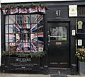 Sweet Shop Window With a Display to Prince Harry and Meghan Markel Upcoming Marriage