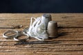 WHITE DARNING YARN WITH SCISSORS, NEEDLES AND METAL THIMBLES Royalty Free Stock Photo