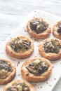 Tartelettes with shiitake mushrooms and cheese