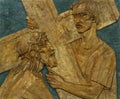 5th Station of the Cross, Simon of Cyrene carries the cross