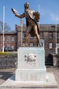 THETFORD, NORFOLK/UK - APRIL 24 : Statue of Thomas Paine author Royalty Free Stock Photo