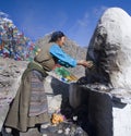 Tibet - Buddhist Pilgrim - Yambulagang Palace