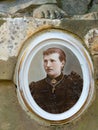 Tombstone with picture of nice young lady deid in 19th century