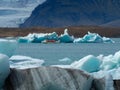 The tourist ship with tourists flows around JÃÂ¶kulsÃÂ¡rlÃÂ³n Lake