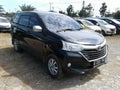 Toyota MPV black color 3