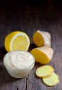 Treatment with coconut butter, ginger and lemon