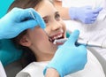 Treatment of tooth loss, the child to the dentist