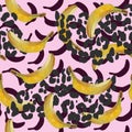 Trend seamless watercolor pattern of banana fruit.