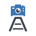 Tripod camera icon. vector graphics