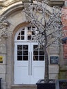 TUNBRIDGE WELLS, KENT/UK - JANUARY 5 : Entrance to One Warwick P