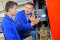 Tutor showing apprentice width electrical box