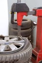 Tyre folding