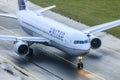 United Airlines Boeing 767 taxiing