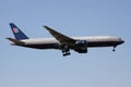 United Airlines Boeing 777-200 Royalty Free Stock Photo