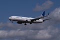 United 737-900ER