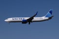 United 737-900