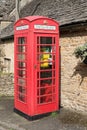 UPPER SLAUGHTER, GLOUCESTERSHIRE/UK - MARCH 24 : Defibrillator i Royalty Free Stock Photo