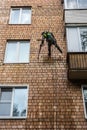 Urban mountaineering. Industrial climbers