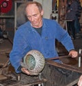 The vase of craquelÃÂ© glass is almost finished