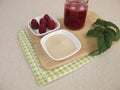 Vegan raspberry jam and agar agar