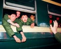 The veterans retired, sit on the train to say goodbye to the comrades, the soldiers wept with red flowers