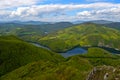 Zelené kopce a rieka na východnom Slovensku