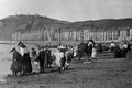 Vintage Photo 1901 Victorian Families, Aberystwyth Beach, Wales