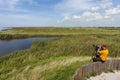 Vogelaar in Warkumerwaard; Birder at Warkumerwaard