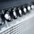 Volume button guitar amplifier