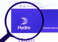 Website and logo of Norsk Hydro .