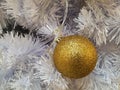 White Christmas tree decoration golden ball ornaments with white tinsel