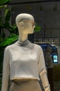 White display dummy mannequin head with sun glasses