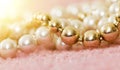 White and gold pearl necklace