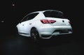 White Seat Leon FR; aero dynamic kit; 2,0 L TDI; at night perfekt illuminated