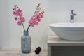 White top washbasin