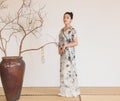 Women and trees and Zen beads-The artistic conception of Zen tea