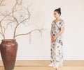 Women and trees and Zen beads-The artistic conception of Zen tea