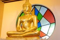 worship golden buddha