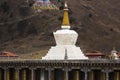 Yalla snow-capped mountains, called the Tibetan Xia Xueya LaGa wave