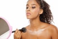 Decolletage - highlighter apply