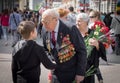 Young patriot speaks with old veteran of World War II